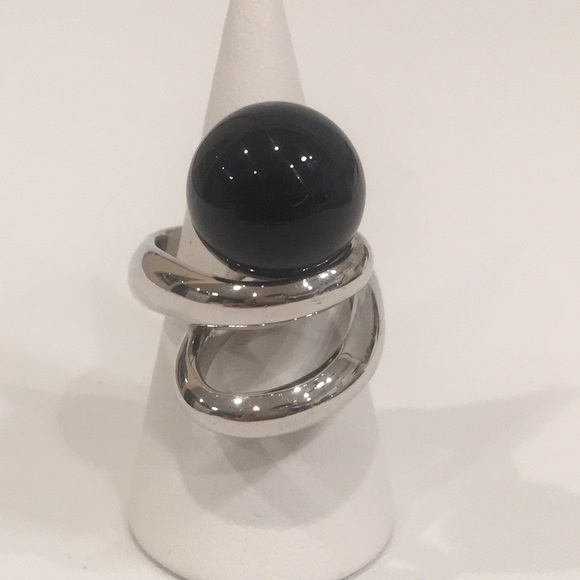 Nuovegioie Silver and Onyx Ring - Picture 6 of 8
